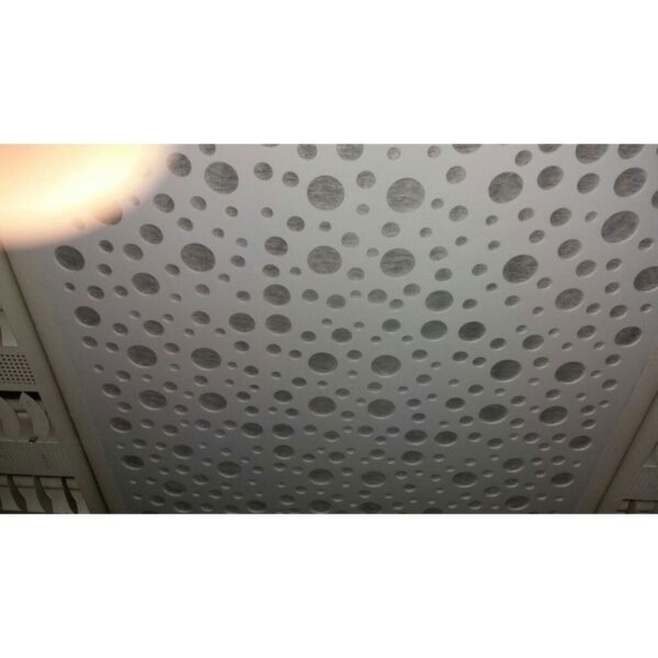 Panneau de plafond plastique